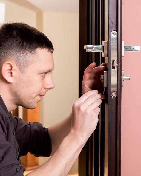 : Professional Locksmith For Commercial And Residential Locksmith Services in Agoura Hills, CA