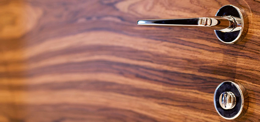 On Demand Locksmith For Key Fobs Repair in Agoura Hills, California